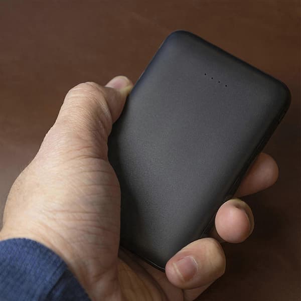 Powerbank 5000 mAh 2 USB-porter og USB C-port hurtiglading Black
