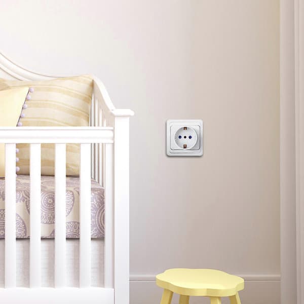 Tillbehör Säker Jordad 250V Vit 10A Italien Reseadapter för Resor