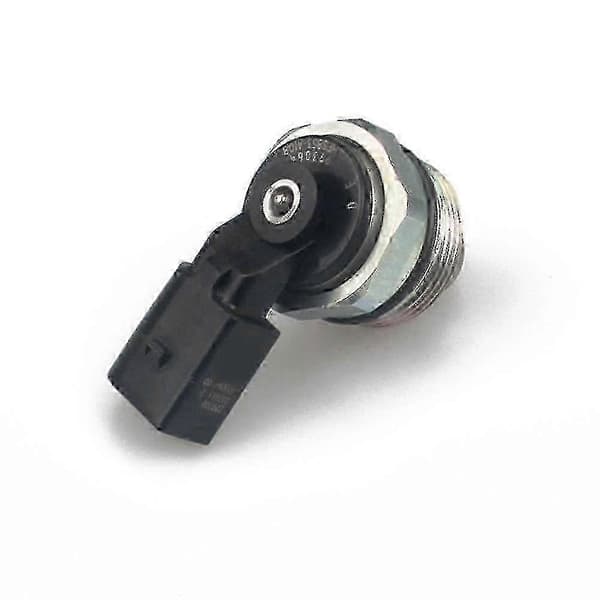 Polttoainepumppu 06F127025M ja 06F127025B SEAT-autonosille
