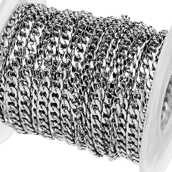 Silverfärgad curb-kedja i rostfritt stål för smyckestillverkning 4mm