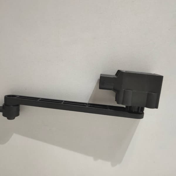 Højdesensor til bildele til Land Rover Range Rover 3 RQH500450~03787