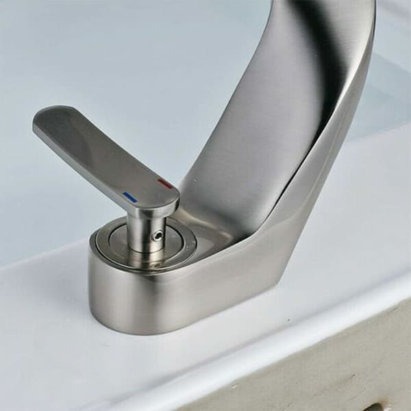 [RM] Brushed Nickel Hot and Cold Adjustable Bathroom Faucet KLB