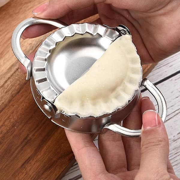 7-delars set med degformar i rostfritt stål för dumplings, jiaozi och ravioli