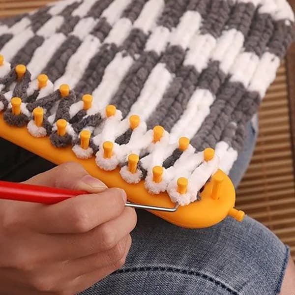 [RM] Knitting Frame DIY Craft Frame Plastic Pompom Sock Hat Scarf Sewing Tool Scarves Maker Crochet Long Handle Weaving Tool{f2}