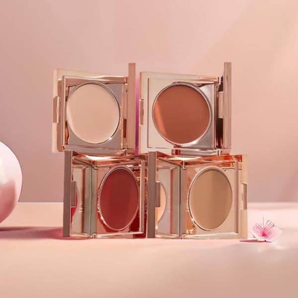 [RM]Farget leire CC Undereye Corrector Mørke Ringer Forsvar Lys/Medium. 01 1stk 01 1pcs