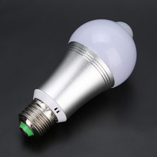 E27 7W Induktionslampa för Människokropp LED Rörelsesensorlampa för Hemmabruk Trappor AC85-265V