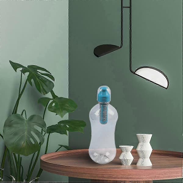550 ml ulkovesipullo suodattimella, sininen
