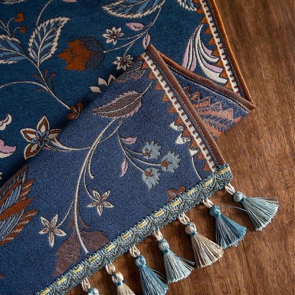 Blommig blå bordslöpare, polyester, 35x220 cm