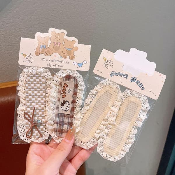 2 pcs children's lace broken hair bangs sticker cute little flora A7