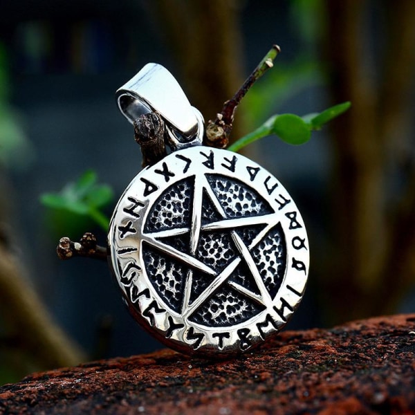 Riipus - norjalainen mytologia - riimut ja pentagrammi