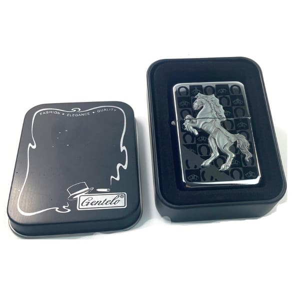 Gentelo oil lighter – relief horse on patterned base Silver