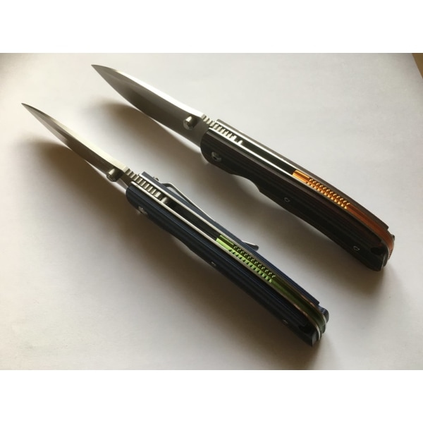 SanRenMu 9055MUC-GHI Blå/svart kniv fällkniv