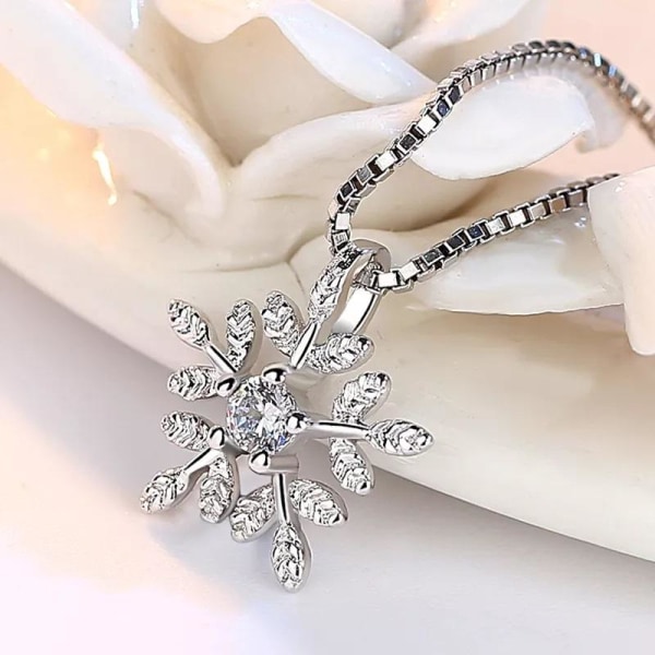 Necklace - silver color snowflake with rhinestone