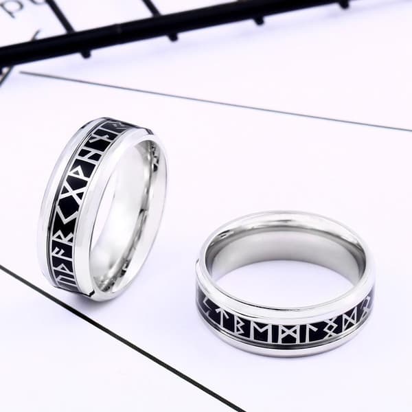 Polished rune ring with black rune band – size 8 #8