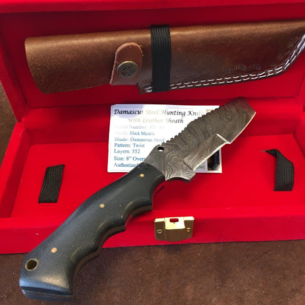 Handgjord Jaktkniv Damascus Svart