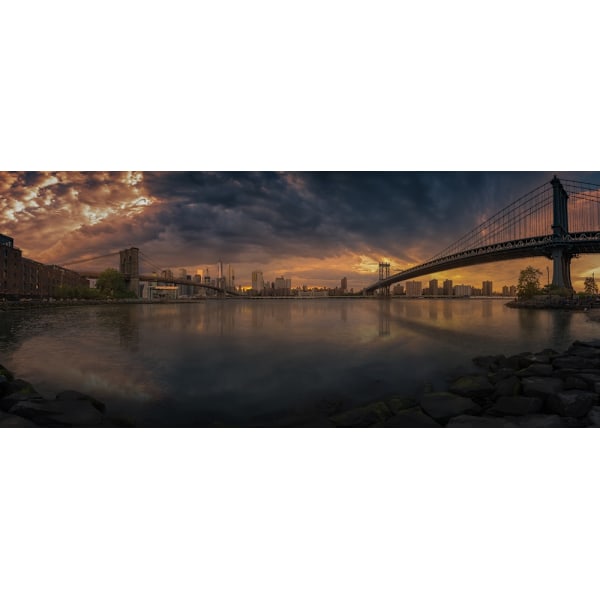 Between Bridges MultiColor 30x40 cm