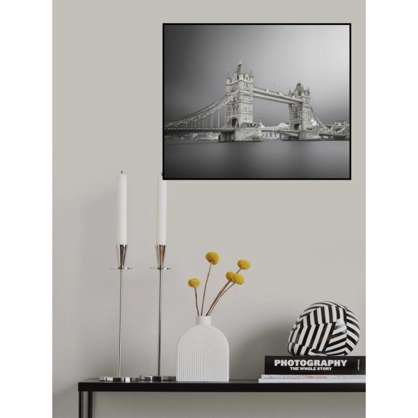 Tower Bridge MultiColor 50x70 cm