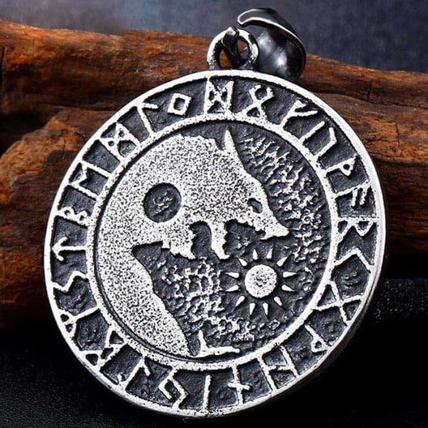Pendant - Nordic Mythology - Skoll and Hate with runes