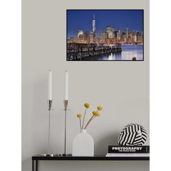 Manhattan Skyline At Night MultiColor 30x40 cm