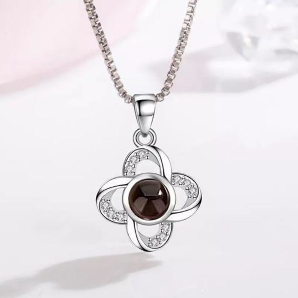 Projection necklace - Silver color