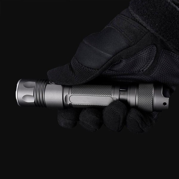 NITEYE av JETBeam - 2Ms Guardian 2000Lumen typ-c laddning Svart