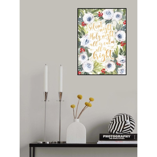 Silent Night Roses And Holiday Berries MultiColor 70x100 cm