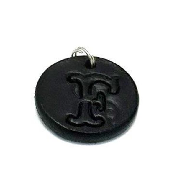 Handmade pendant from swedish quality leather Nature