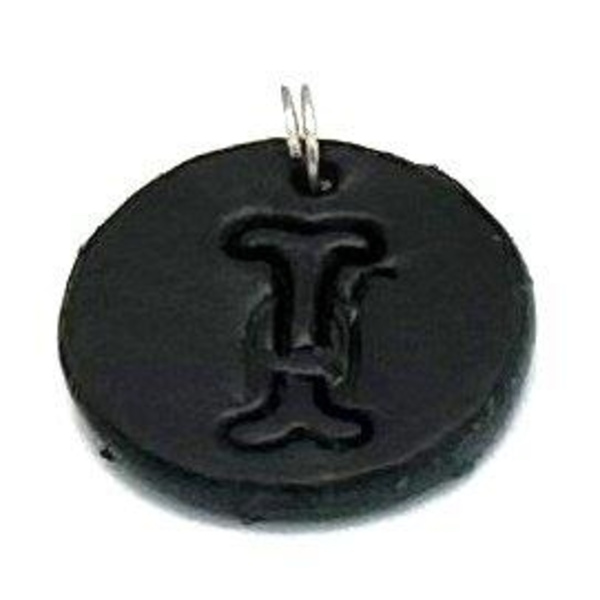 Handmade pendant from swedish quality leather Nature