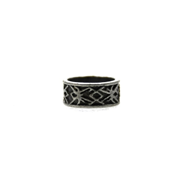 Ring with pattern #7
