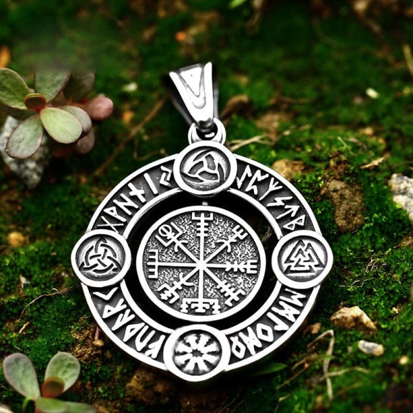 Pendant- Nordic Mythology - Vegvisir with runes and symbols