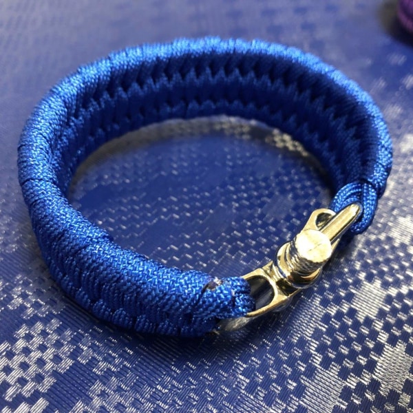 Armband av Paracord - Blå Blue blå