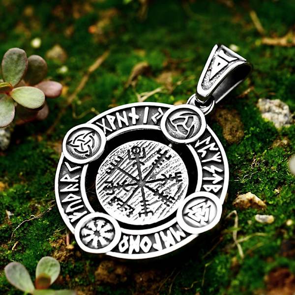 Pendant- Nordic Mythology - Vegvisir with runes and symbols