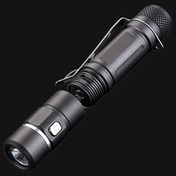 Niteye by Jetbeam - E10R - 650 Lumen Cree xpl hi Svart