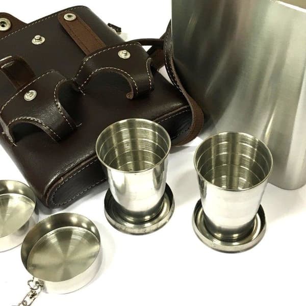Fickplunta i presentset – 530 ml / 18 oz med koppar och väska Brun
