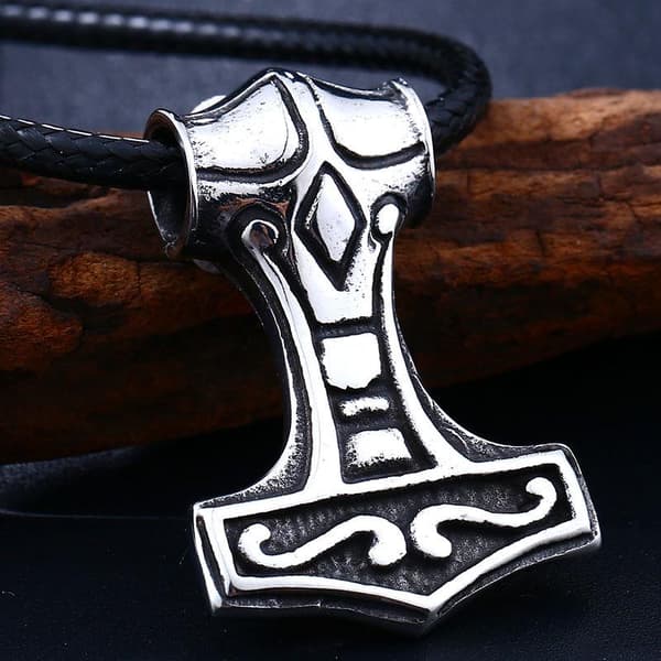 Small Thors hammer Mjolnir pendant