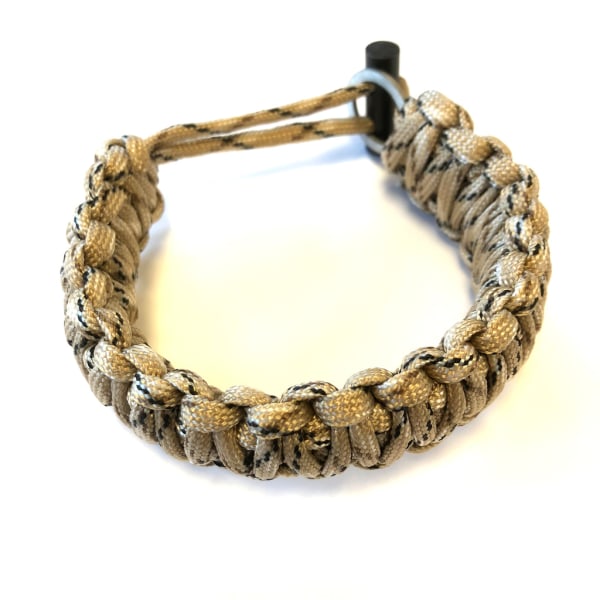 Ekstra stort Paracord Armbånd - 6m paracord firesteel/spiker ökencamo