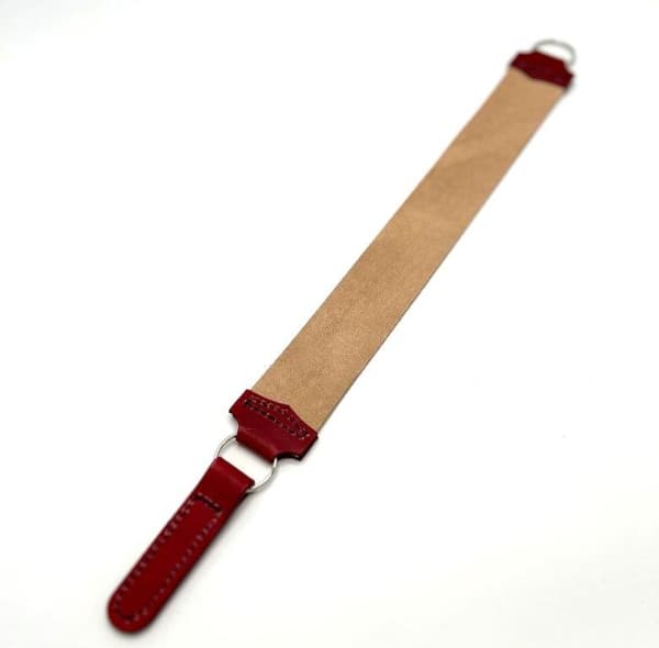 Tärnsjön käsintehty Strigel / Ruotsin nahkahihna Red one size