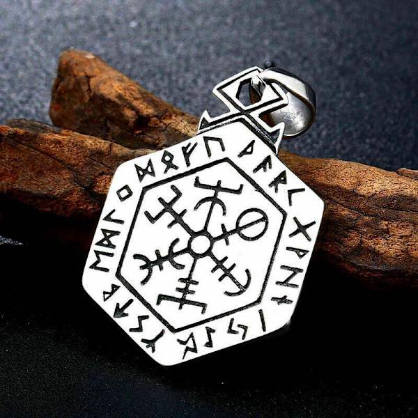 Pendant- Nordic Mythology - Runalder with runes and vegvisir