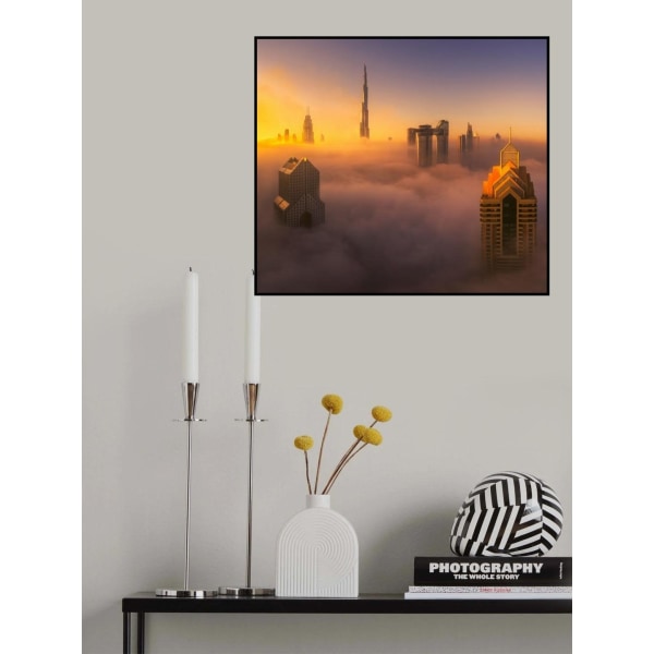 Dubaissa sumuinen auringonnousu kaupungissa A738873 MultiColor 50x70 cm