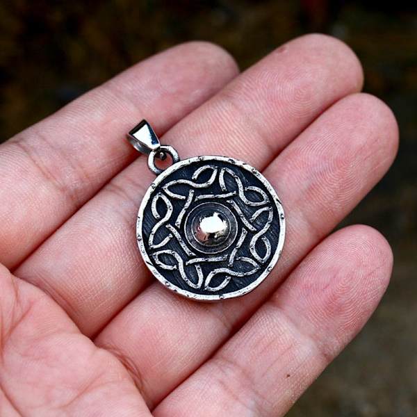 Pendant - Nordic Mythology - Shield with Celtic knot