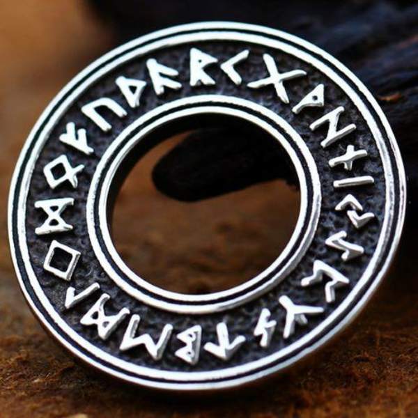 Halskjede - Nordisk mytologi - Rune sirkel