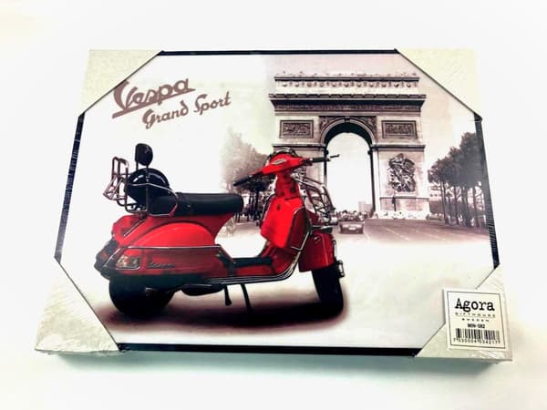 Tavla röd Vespa – 40 x 30 cm