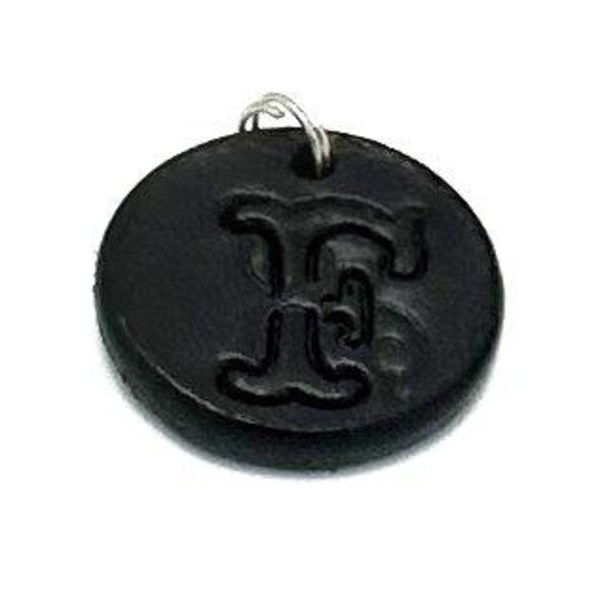 Handmade pendant from swedish quality leather Nature