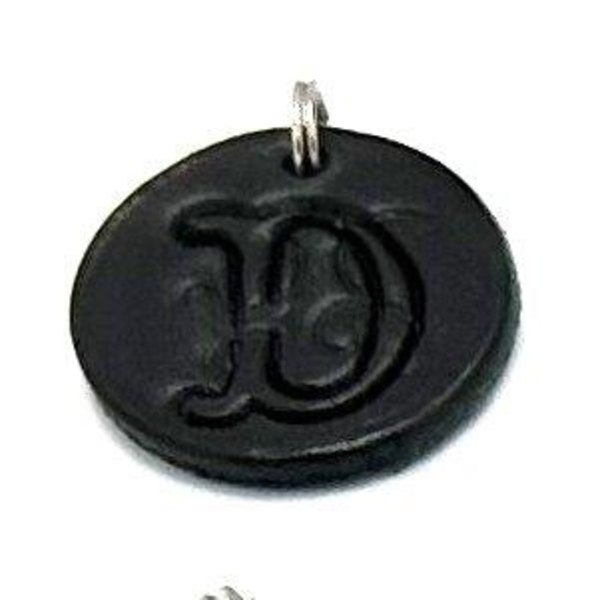 Handmade pendant from swedish quality leather Nature
