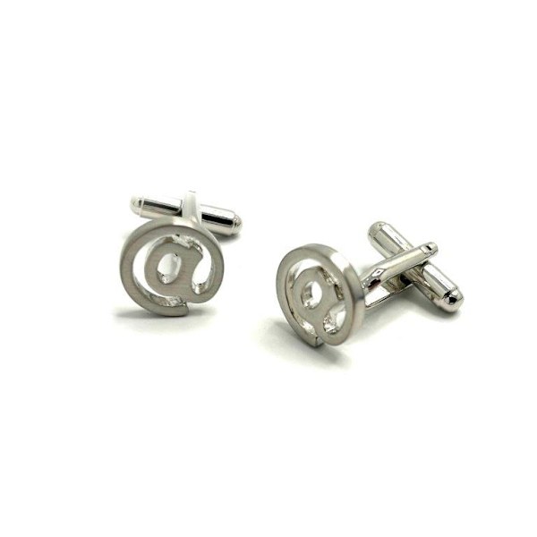 ainutlaatuiset kalvosinnapit Silver