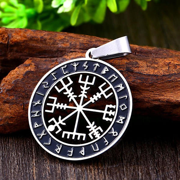 Pendant - Nordic Mythology - Vegvisir with runes