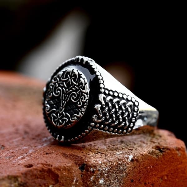 Signet ring with Yggdrasil – size 13 #13