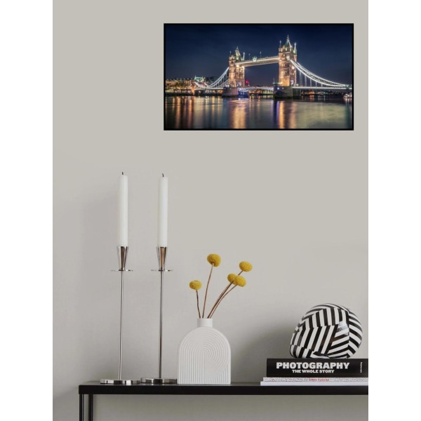 Nat ved Tower Bridge MultiColor 21x30 cm