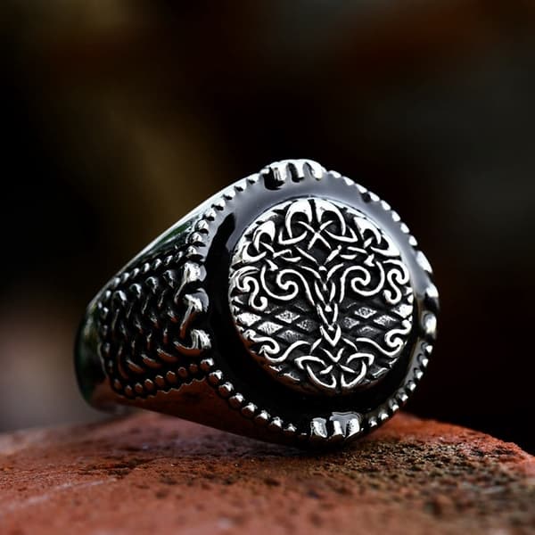 Signet ring with Yggdrasil – size 8 #8