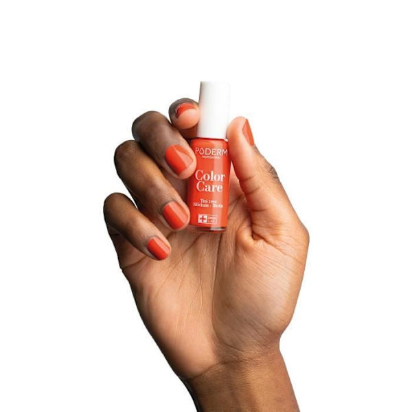 PODERM • MANGO nagellack berikat med Tea Tree, Silicon och Biotin • Schweiziskt tillverkat • Händer och fötter • Speciellt för skadade naglar Mango